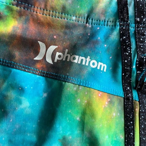 - Hurley | Swim Trunks - size 30 - Picture 4 of 8